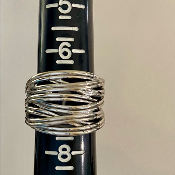 Lia Sophia Designer Ring - Picture 4 of 6